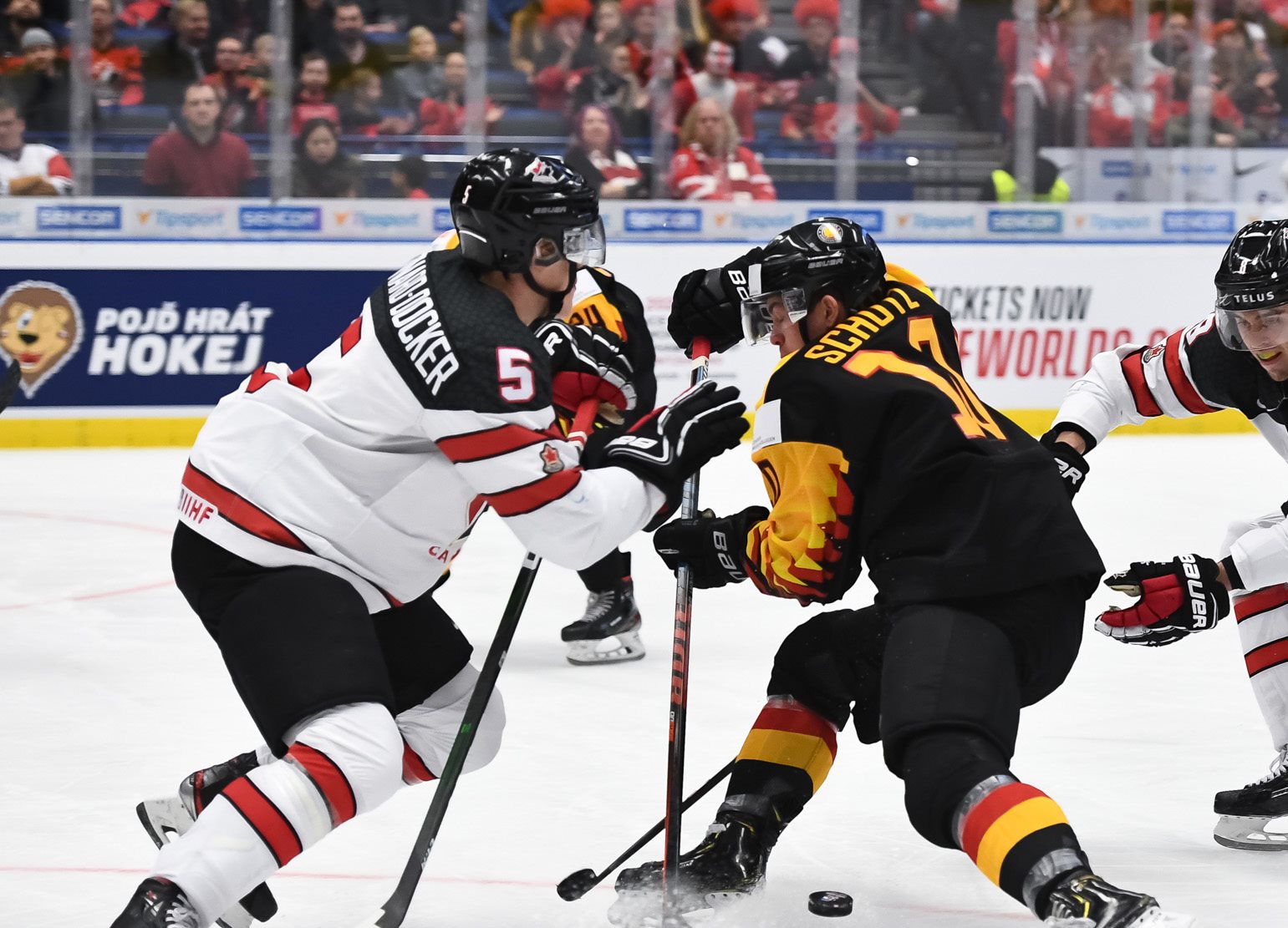 IIHF - Canada back on track