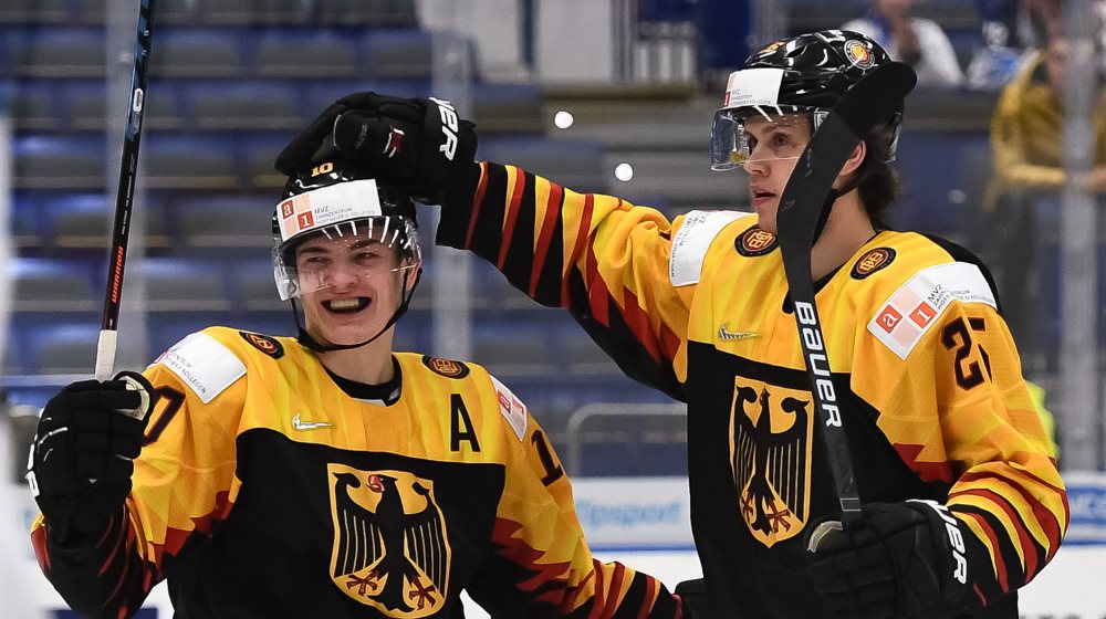 IIHF - Germany off to Edmonton