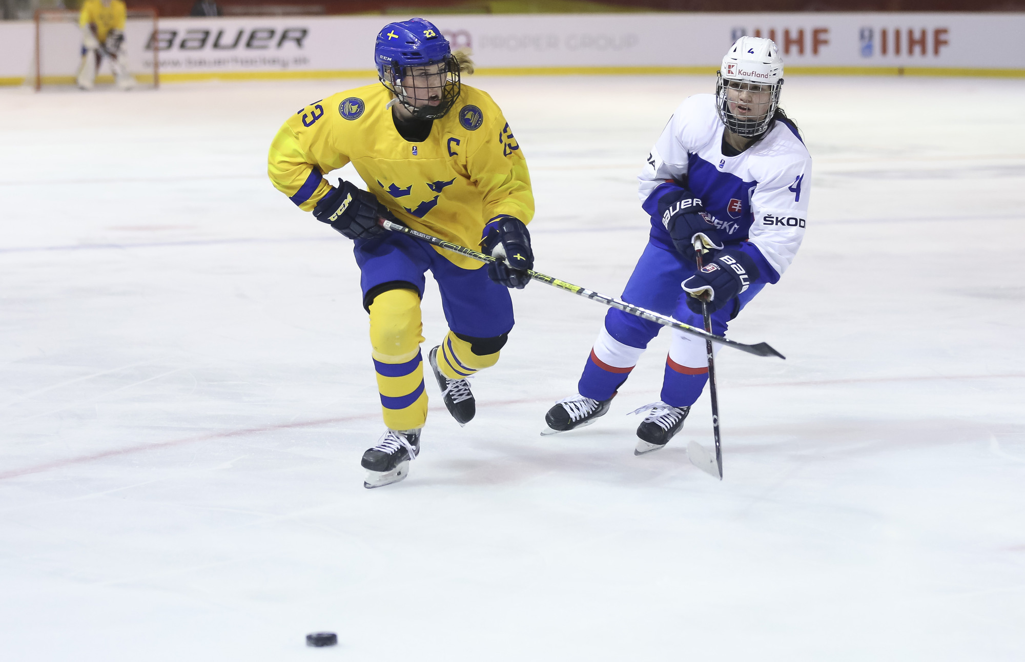 IIHF - Gallery: Sweden vs. Slovakia - 2020 IIHF Ice Hockey ...