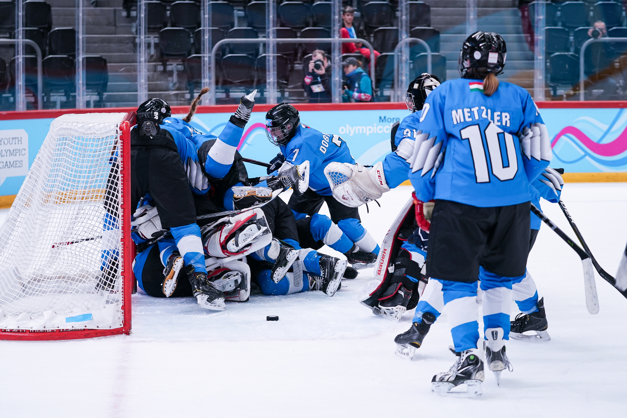 gb ice hockey jersey