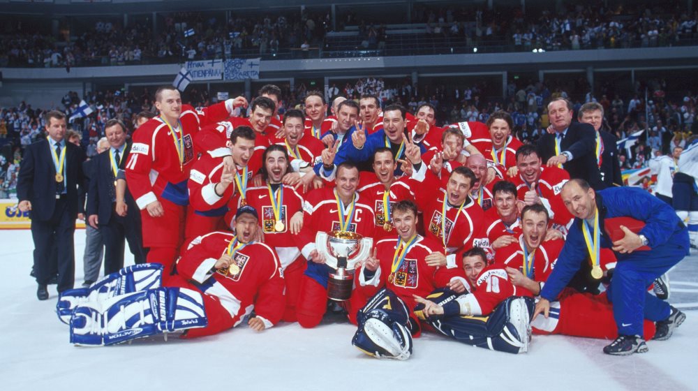 EISHOCKEY .... U 20 Sport-Pin IIHF WORLD CHAMPIONSHIP 2001 GERMANY 240b 